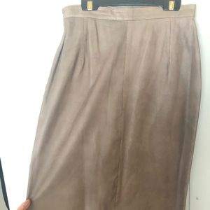 Italian Leather 2-piece jacket and skirt